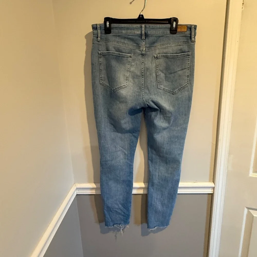 Rails The Larchmont Skinny Cropped high rise Jeans in Tide Pool Size 32‎ raw hem